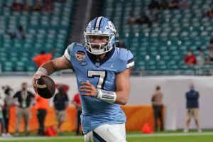 North Carolina Tar Heels Quarterback