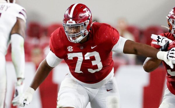 Alabama OT Evan Neal