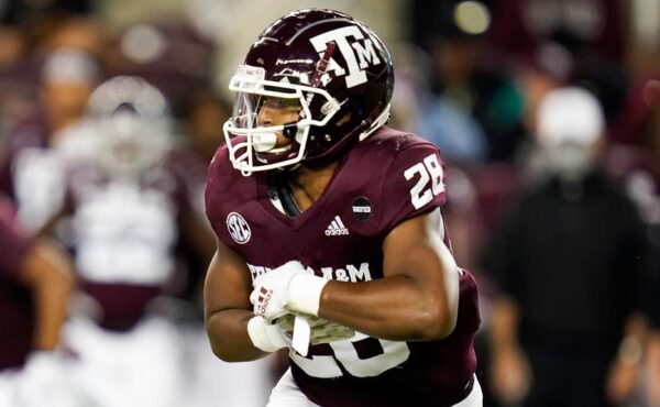 Texas A&M RB Isaiah Spiller