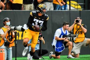 Iowa CB Riley Moss