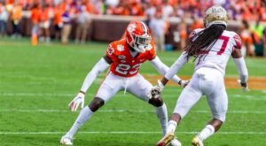 Clemson CB Andrew Booth