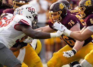 Central Michigan OT Bernhard Raimann